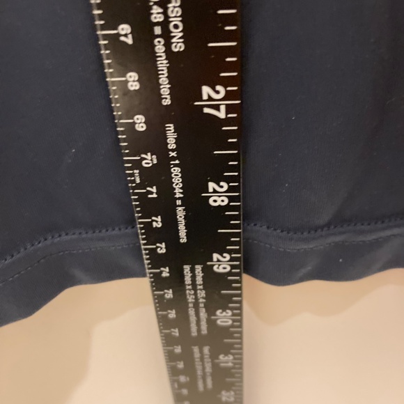 Hampton by Hilton polo shirt employee uniform style - Picture 6 of 8